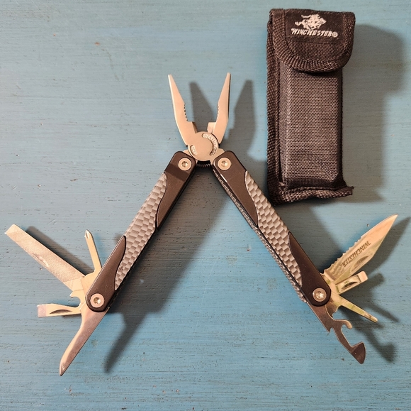 Winchester Multi-Tool - Picture 1 of 11